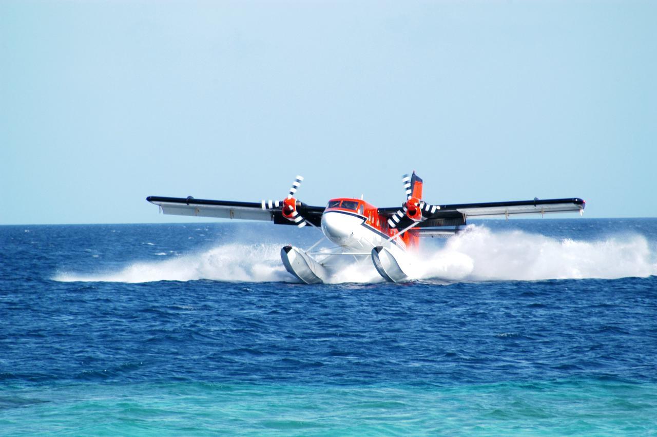 Adaaran Prestige Water Villas Meedhoo  Екстер'єр фото
